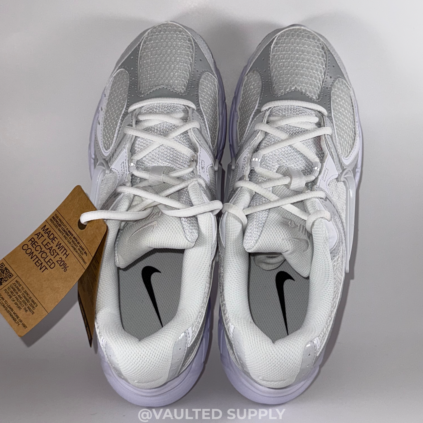 Nike V5 RNR Men’s Running Shoes White Silver Size 9 | Lightweight Breathable