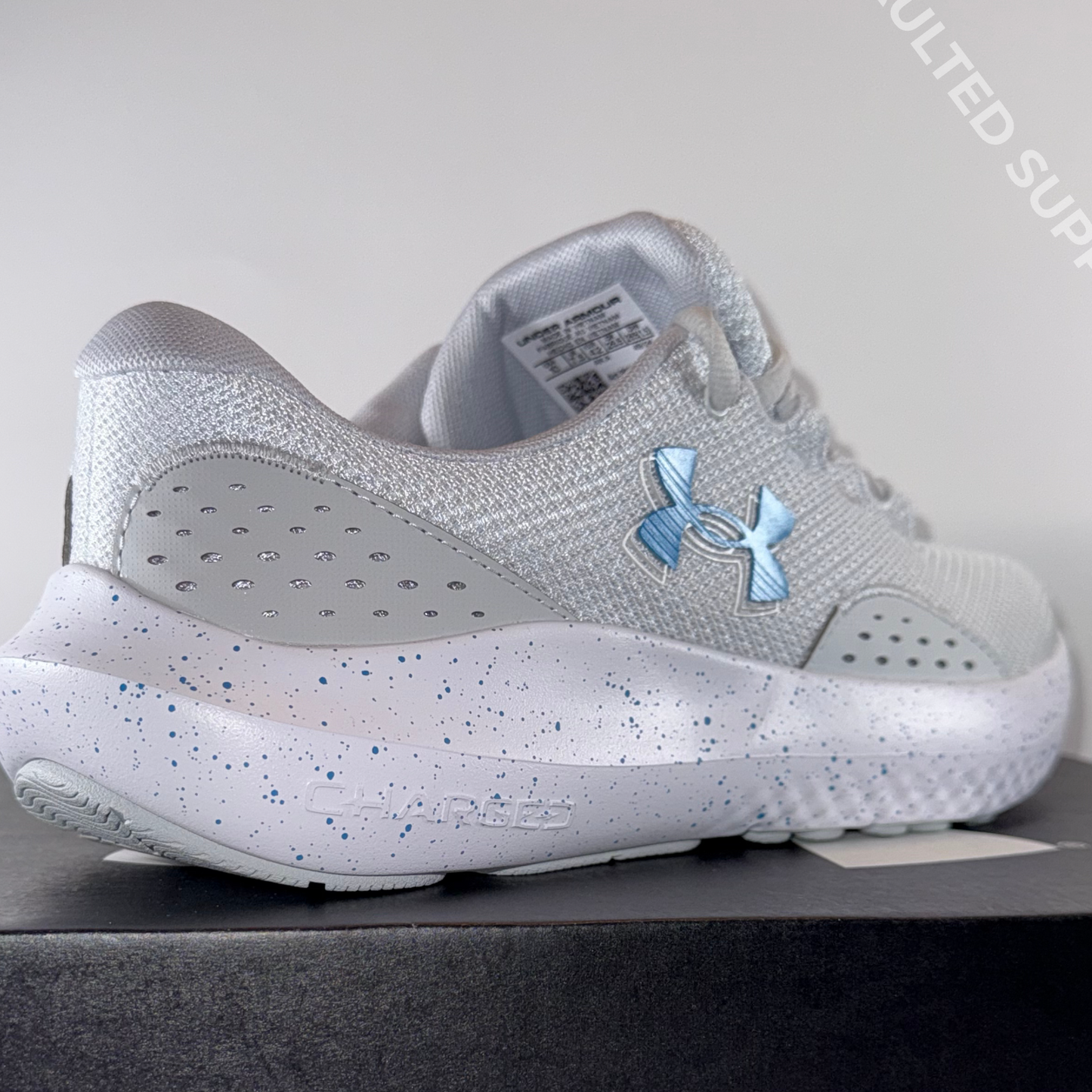 Under Armour Charged Surge 4 Women’s Running Shoes Gray Size 10 NEW